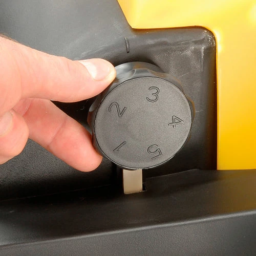 Global Industrial Push Sweeper - Image 17